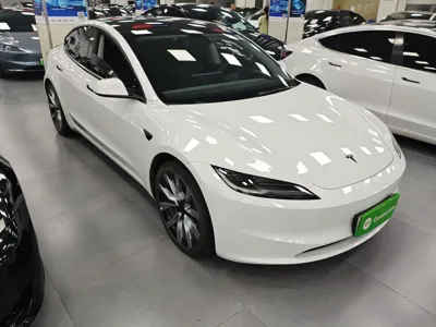 Tesla Model 3 2023, 31300 км, за 197900 CNY - фото 4