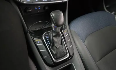 Hyundai Ioniq 2016, 163737 км, за 7690000 KRW - фото 9