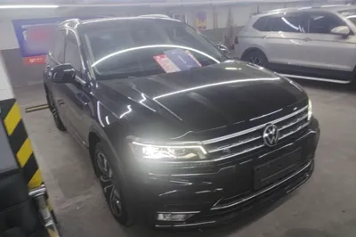 Volkswagen Tiguan L 2021, 62200 км, за 121873.99 CNY