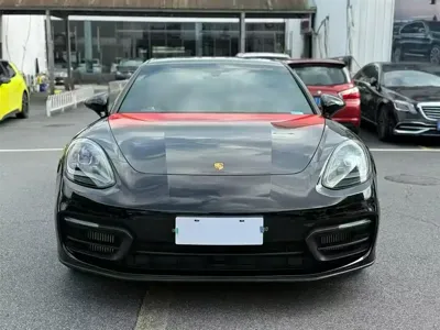 Porsche Panamera · 2022 год