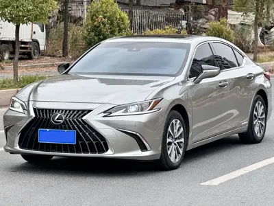 Lexus ES · 2024 год