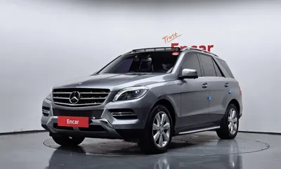 Mercedes-Benz M-Class · 2015 год
