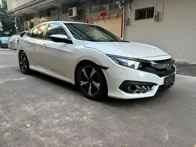 Honda Civic 2017, 90000 км, за 46800 CNY
