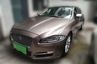 Jaguar XJ · 2016 год