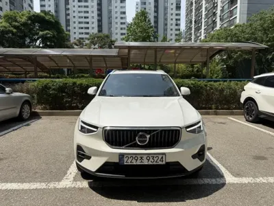 Volvo XC40 · 2024 год