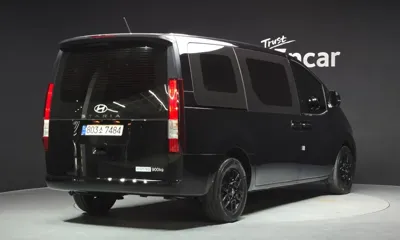 Hyundai Staria 2025, 17087 км, за 30900000 KRW