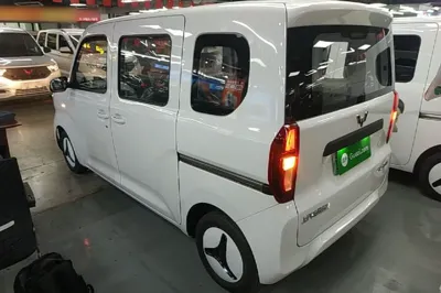 Wuling Zhiguang New Energy 2025, 100 км, за 54896.05 CNY - фото 17