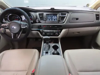 Kia Canival 2019, 199797 км, за 8000000 KRW - фото 7