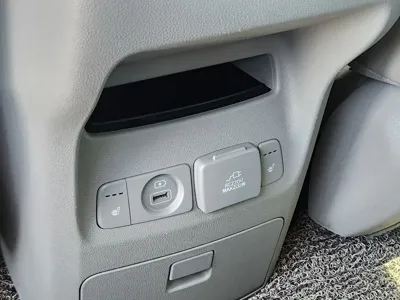 Kia Canival 2018, 142951 км, за 12500000 KRW - фото 15