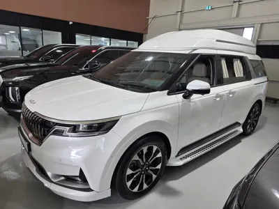 Kia Canival · 2023 год