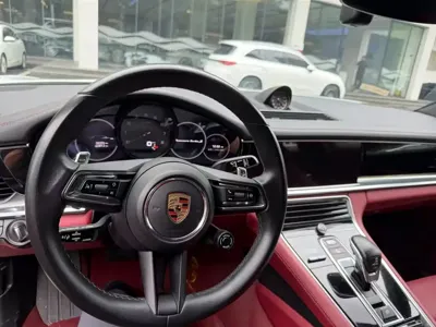 Porsche Panamera 2023, 36300 км, за 628000 CNY - фото 3
