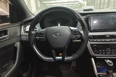 Hyundai Sonata 2015, 138200 км, за 52133.63 CNY - фото 9