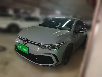Volkswagen Golf · 2021 год