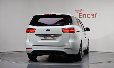 Kia Canival 2016, 157757 км, за 8500000 KRW