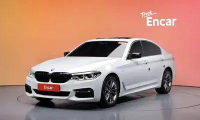 BMW 5-Series · 2018 год