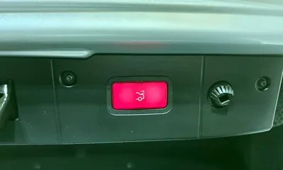 Mercedes-Benz CLS-Class 2010, 126750 км, за 7900000 KRW - фото 20