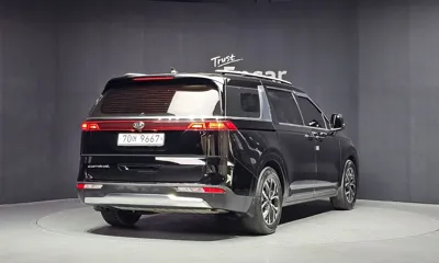 Kia Canival 2021, 61465 км, за 28500000 KRW