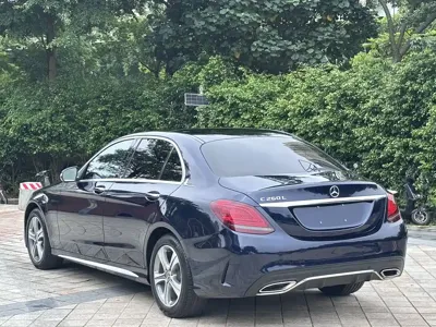 Mercedes-Benz C-Class 2019, 90000 км, за 106800 CNY