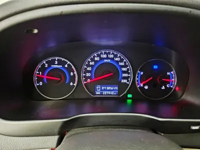 Hyundai Santafe 2011, 227930 км, за 3190000 KRW - фото 8