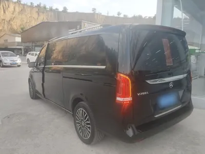 Mercedes-Benz V-Class 2018, 89800 км, за 182260.35 CNY