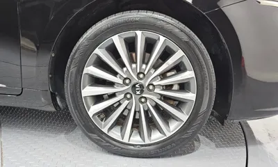 Kia K7 2017, 201113 км, за 7300000 KRW - фото 5