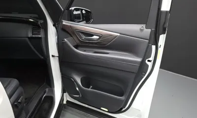 Toyota Alphard 2025, 8190 км, за 113900000 KRW - фото 25