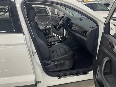 Volkswagen Tharu 2022, 39000 км, за 128800 CNY - фото 9