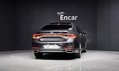 Hyundai Grandeur 2018, 135401 км, за 12990000 KRW