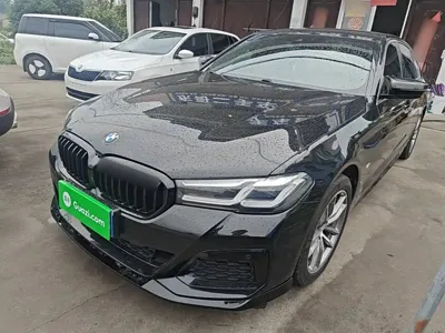 BMW 5 Series 2022, 92200 км, за 178400 CNY - фото 2