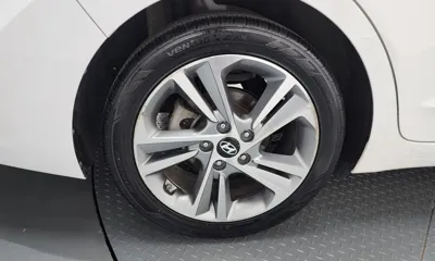 Hyundai Avante 2018, 162313 км, за 8200000 KRW - фото 5