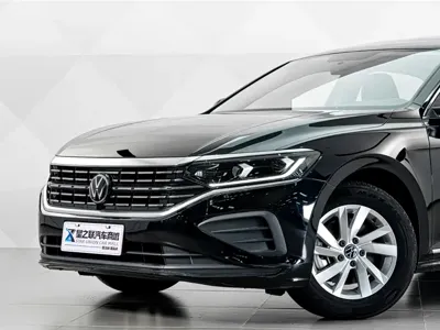 Volkswagen Passat 2025, 38300 км, за 97000 CNY
