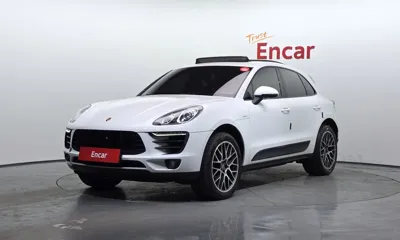 Porsche Macan · 2015 год