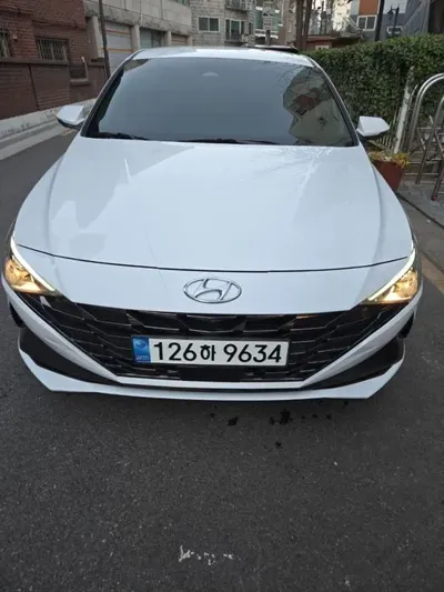 Hyundai Avante · 2023 год