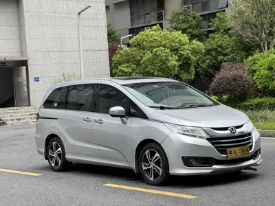 Honda Odyssey · 2016 год