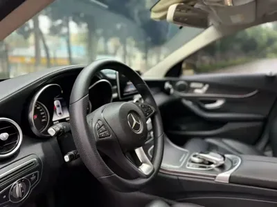 Mercedes-Benz C-Class 2018, 100000 км, за 78500 CNY
