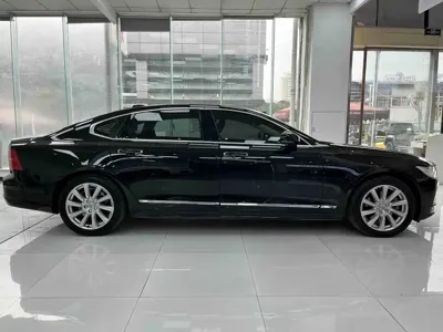 Volvo S90 2020, 110000 км, за 115000 CNY - фото 10