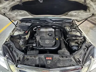 Mercedes-Benz E-Class 2011, 92381 км, за 4000000 KRW - фото 12