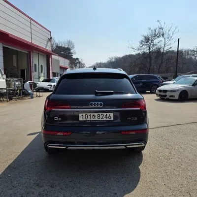 Audi Q5 2022, 57567 км, за 35000000 KRW