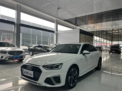 Audi A4L 2020, 40000 км, за 129800 CNY - фото 1