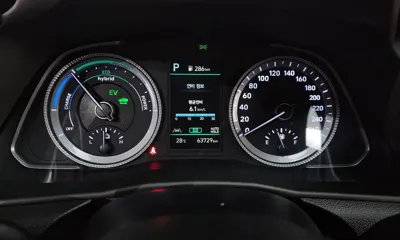 Hyundai Sonata 2023, 63729 км, за 19500000 KRW - фото 8