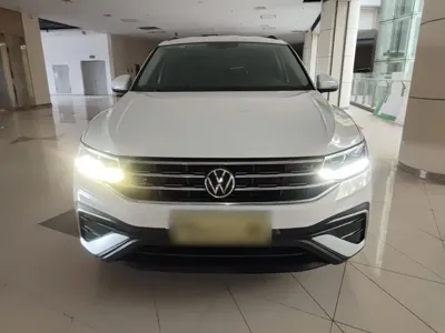 Volkswagen Tiguan L 2022, 81500 км, за 89900 CNY - фото 19