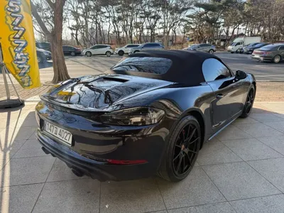 Porsche 718 2024, 25000 км, за 127800000 KRW - фото 2