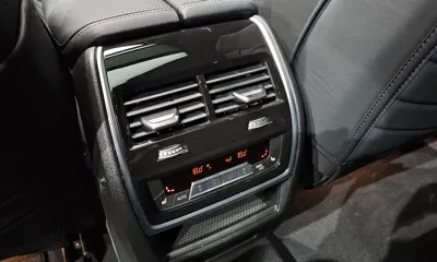 BMW X5 2025, 10976 км, за 114900000 KRW - фото 35