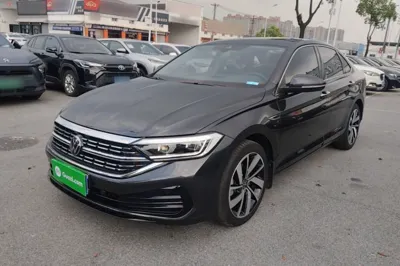 Volkswagen Sagitar · 2023 год