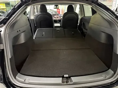 Tesla Model Y 2022, 75000 км, за 158800 CNY - фото 12