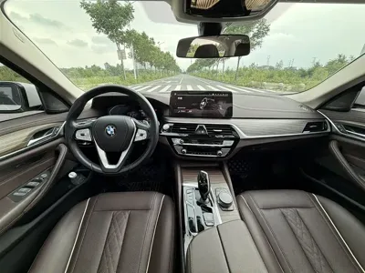 BMW 5 Series 2023, 40000 км, за 229000 CNY - фото 7