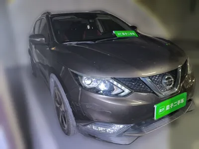 Nissan Qashqai 2017, 71900 км, за 56409.55 CNY