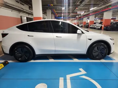 Tesla Model Y 2026, 500 км, за 33990000 KRW - фото 4