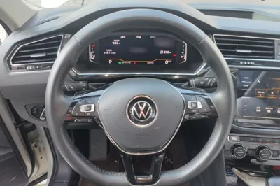 Volkswagen Tiguan L 2021, 86000 км, за 89778.13 CNY - фото 10