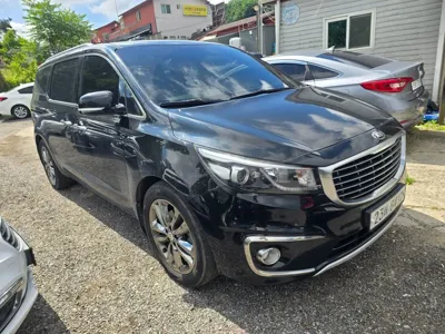 Kia Canival 2018, 162145 км, за 9500000 KRW - фото 2